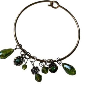 Beautiful Silver Tone Bracelet with Green Droplet Beads